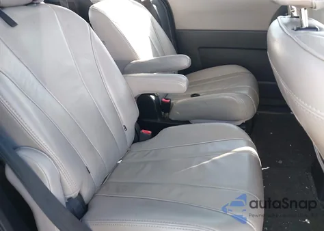 2012 Mazda Mazda5 Touring z USA, uszkodzony, nr VIN JM1CW2CL5C0113010